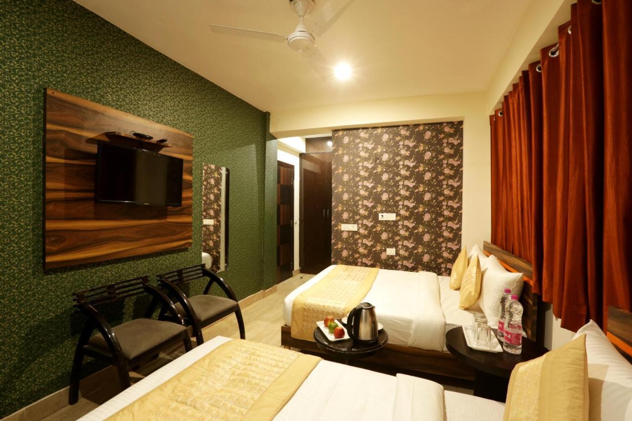 Hotel Square Stay Нью-Дели Экстерьер фото